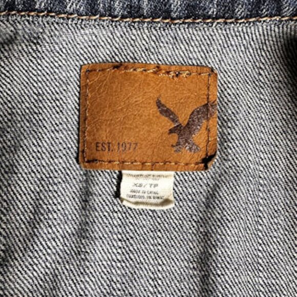 American Eagle Distressed Denim Vest, XS - Picture 8 of 8